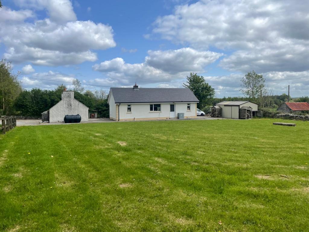 Vila Higgins House Ballyhaunis Exteriér fotografie