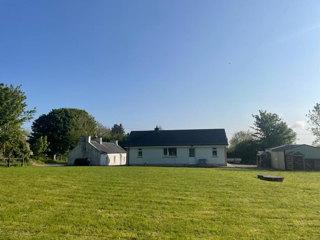 Vila Higgins House Ballyhaunis Exteriér fotografie